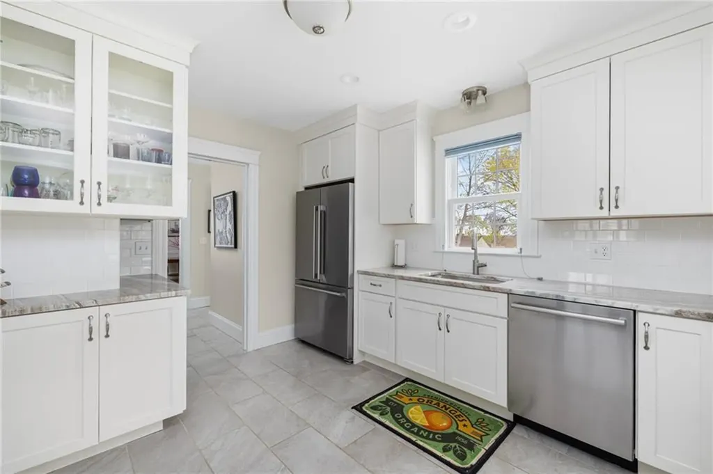 65 Grandview Avenue Lincoln RI 02865