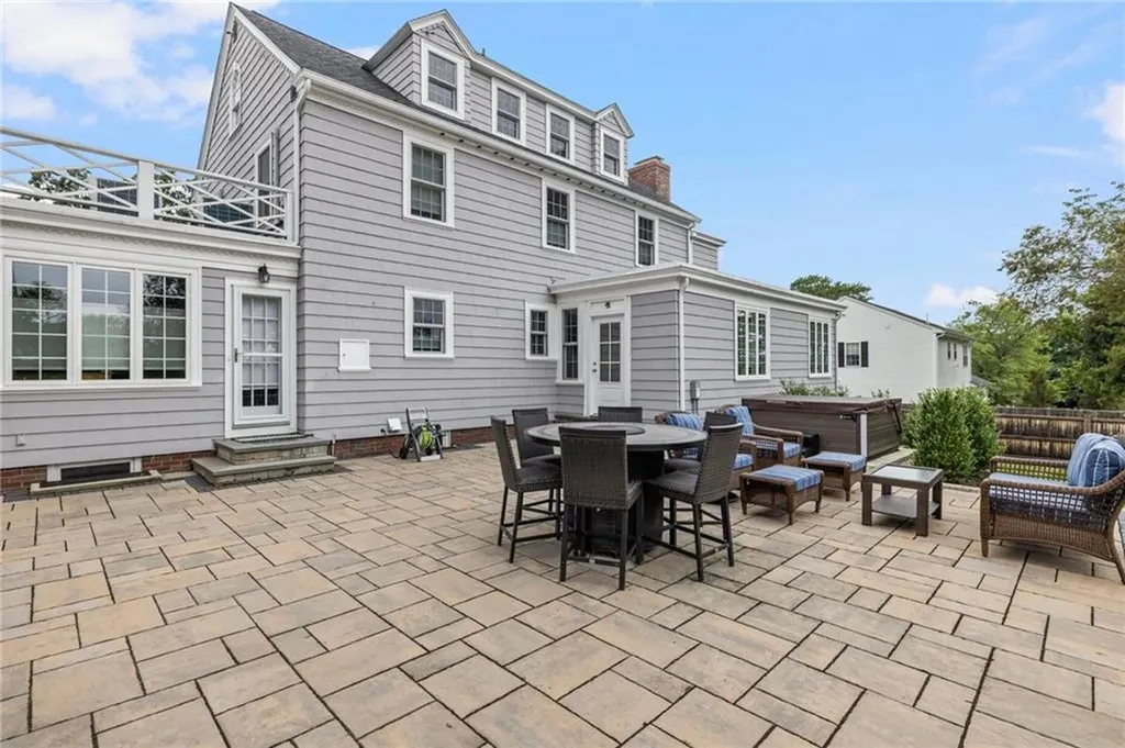 65 Grandview Avenue Lincoln RI 02865