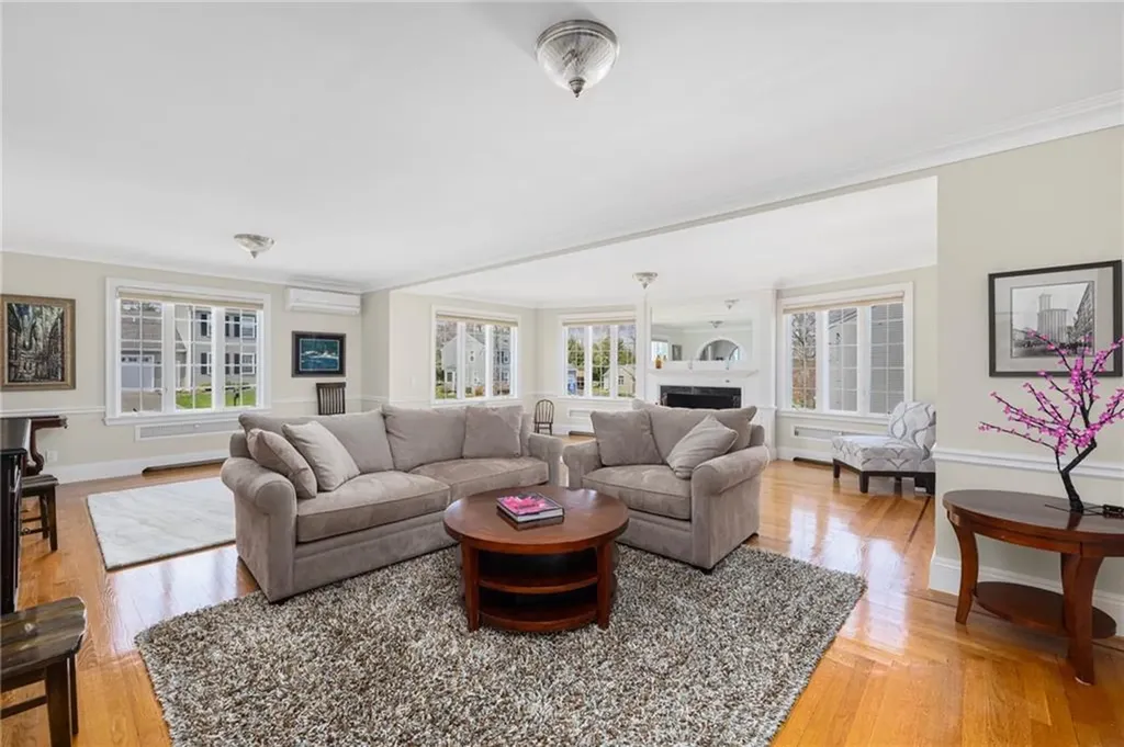 65 Grandview Avenue Lincoln RI 02865