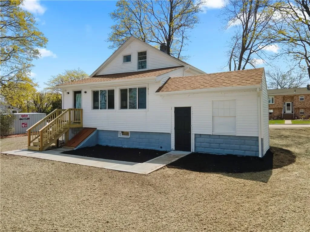 59 Flanders Street Johnston RI 02919