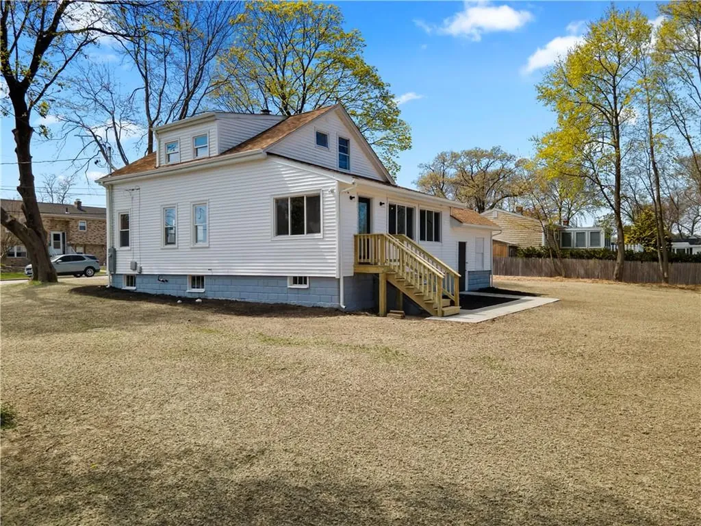 59 Flanders Street Johnston RI 02919