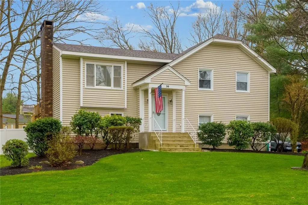 30 Peppermint Lane Johnston RI 02919