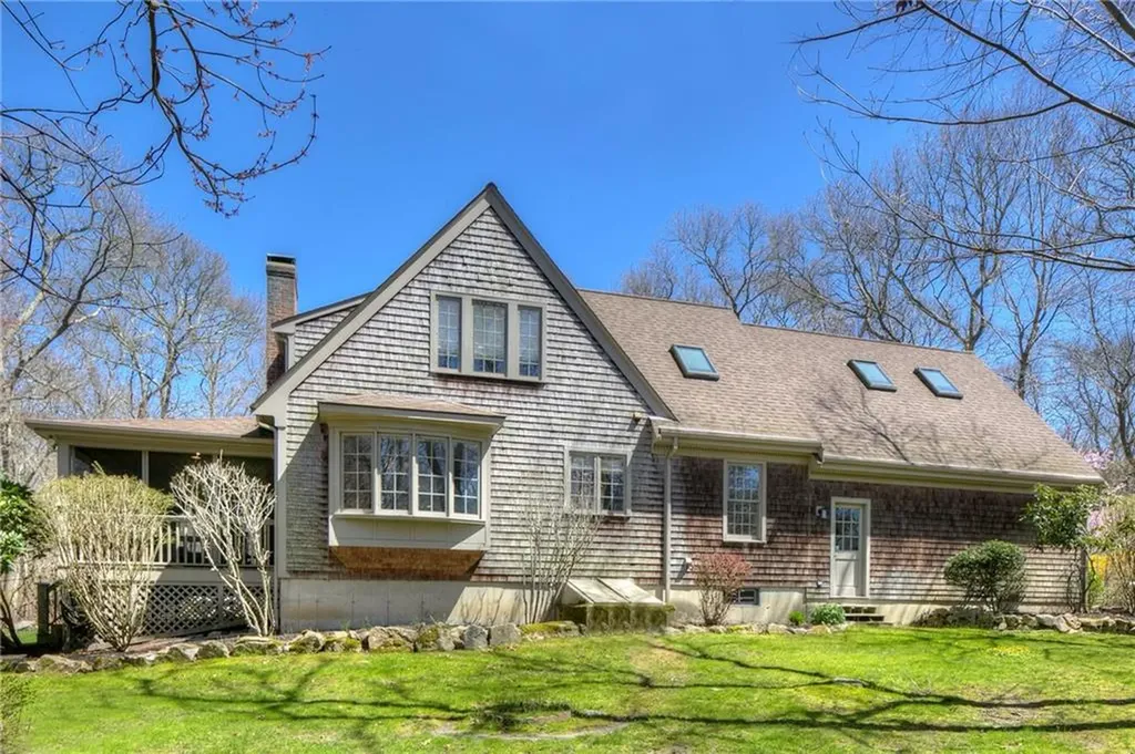 60 Morning Dove Drive Tiverton RI 02878