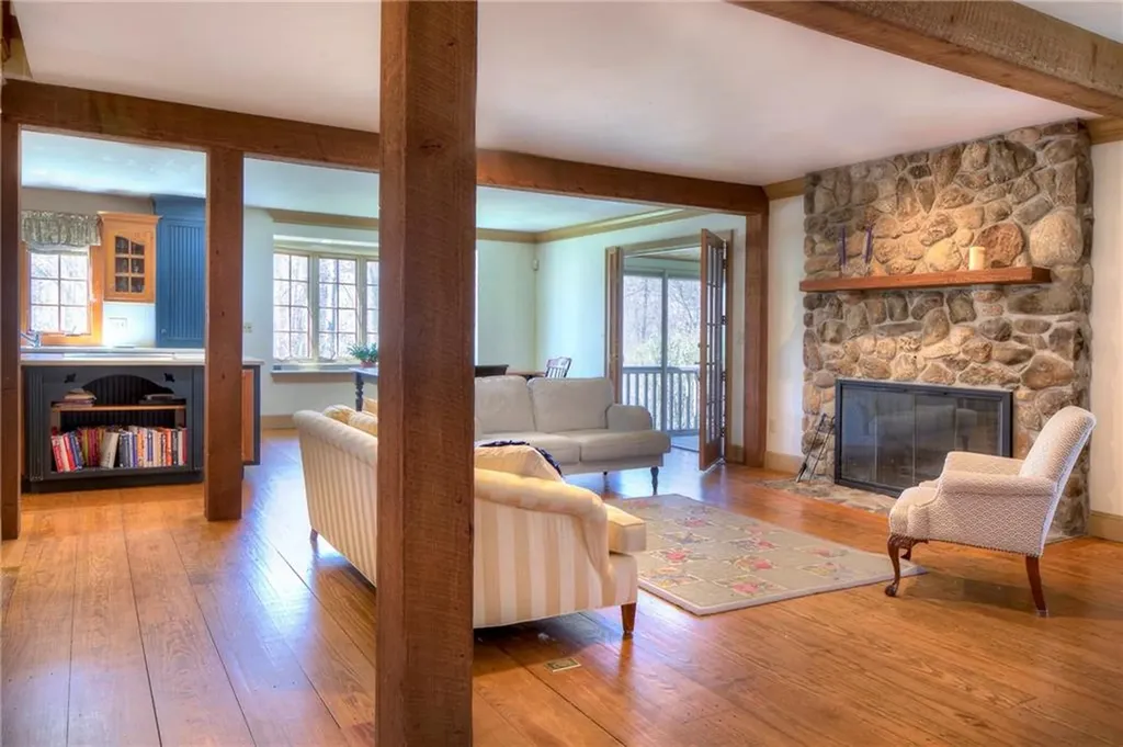 60 Morning Dove Drive Tiverton RI 02878