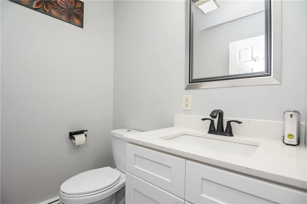 137 Stearns Street Pawtucket RI 02861