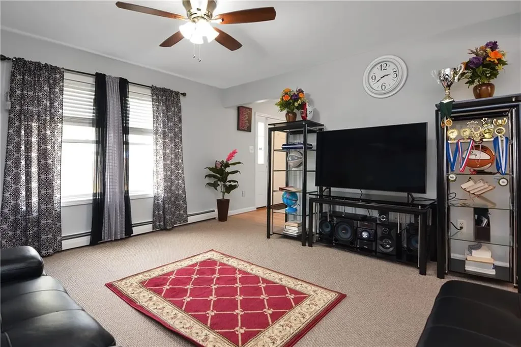 137 Stearns Street Pawtucket RI 02861
