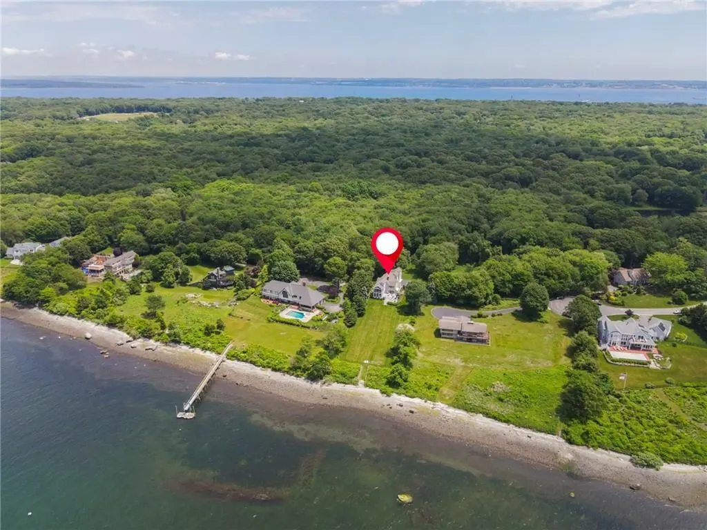25 Fly Jib Court Jamestown RI 02835
