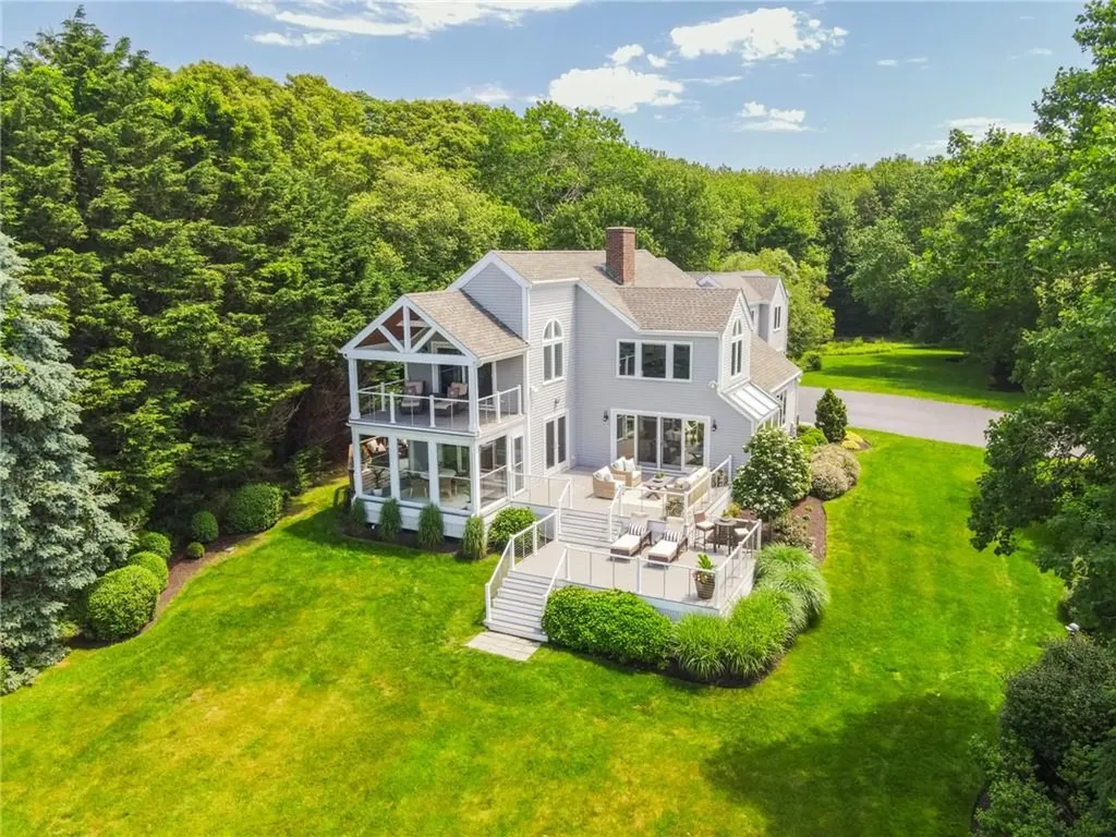 25 Fly Jib Court Jamestown RI 02835