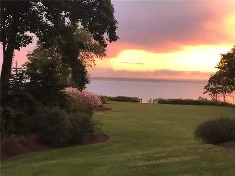 25 Fly Jib Court Jamestown RI 02835