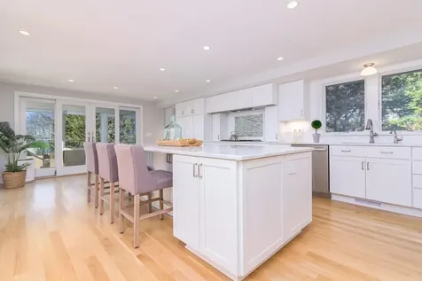 25 Fly Jib Court Jamestown RI 02835