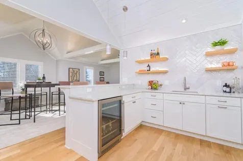 25 Fly Jib Court Jamestown RI 02835