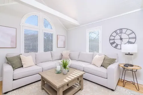 25 Fly Jib Court Jamestown RI 02835