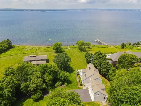 25 Fly Jib Court Jamestown RI 02835