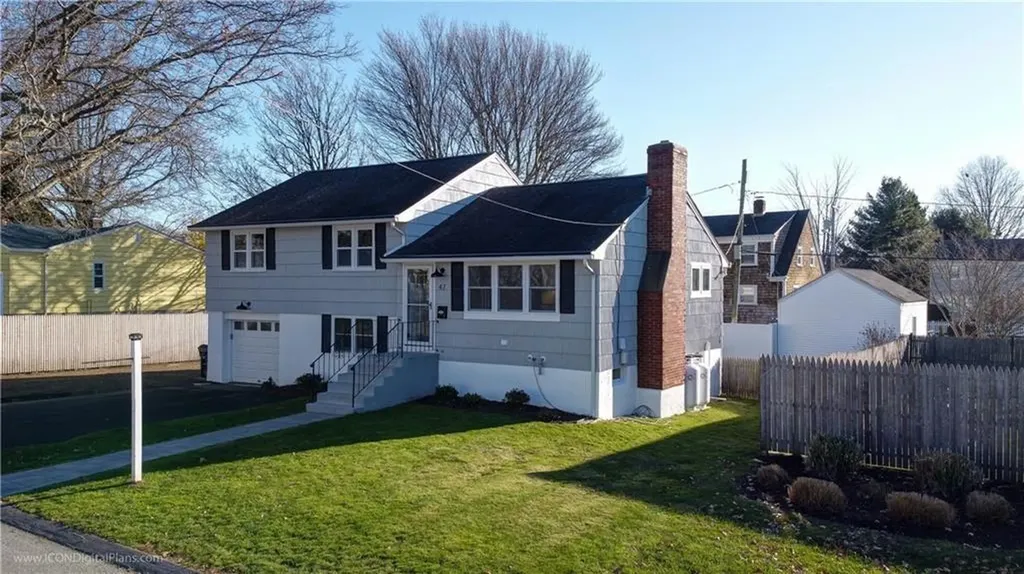 47 Dudley Avenue Newport RI 02840