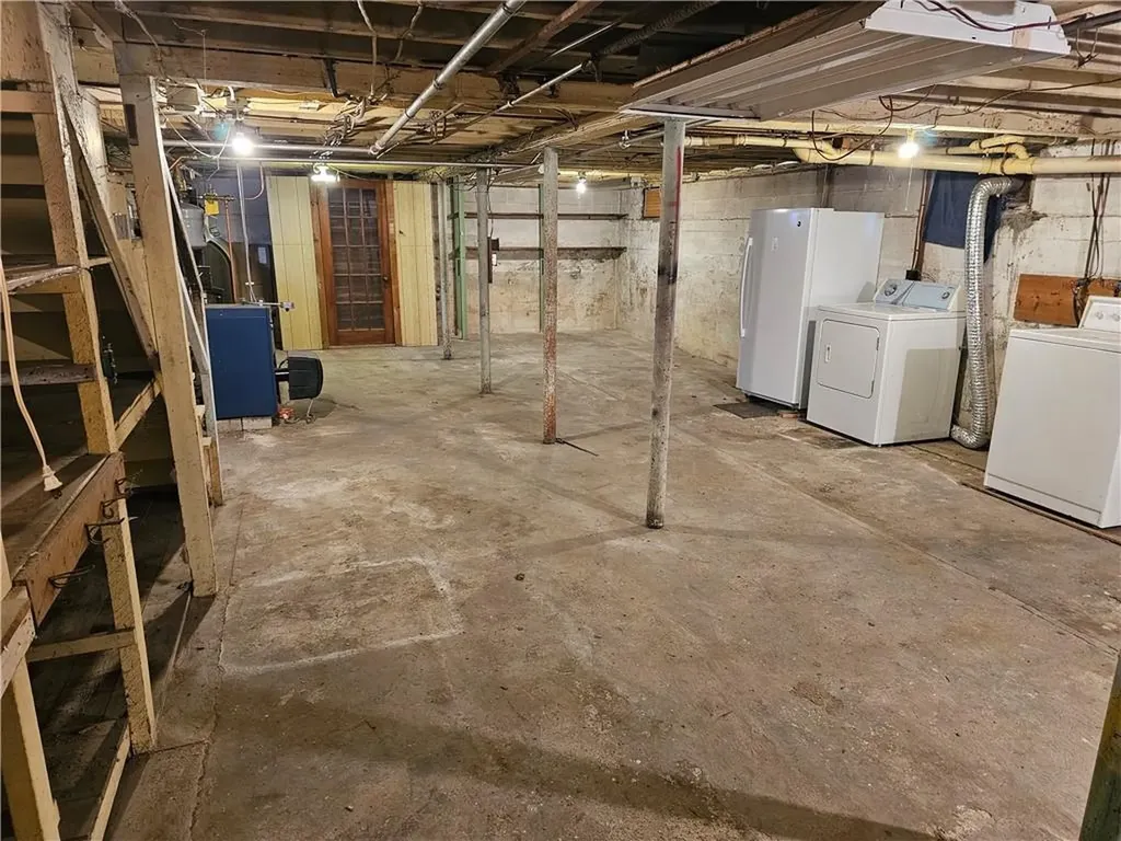 36 Cedar Avenue Portsmouth RI 02871