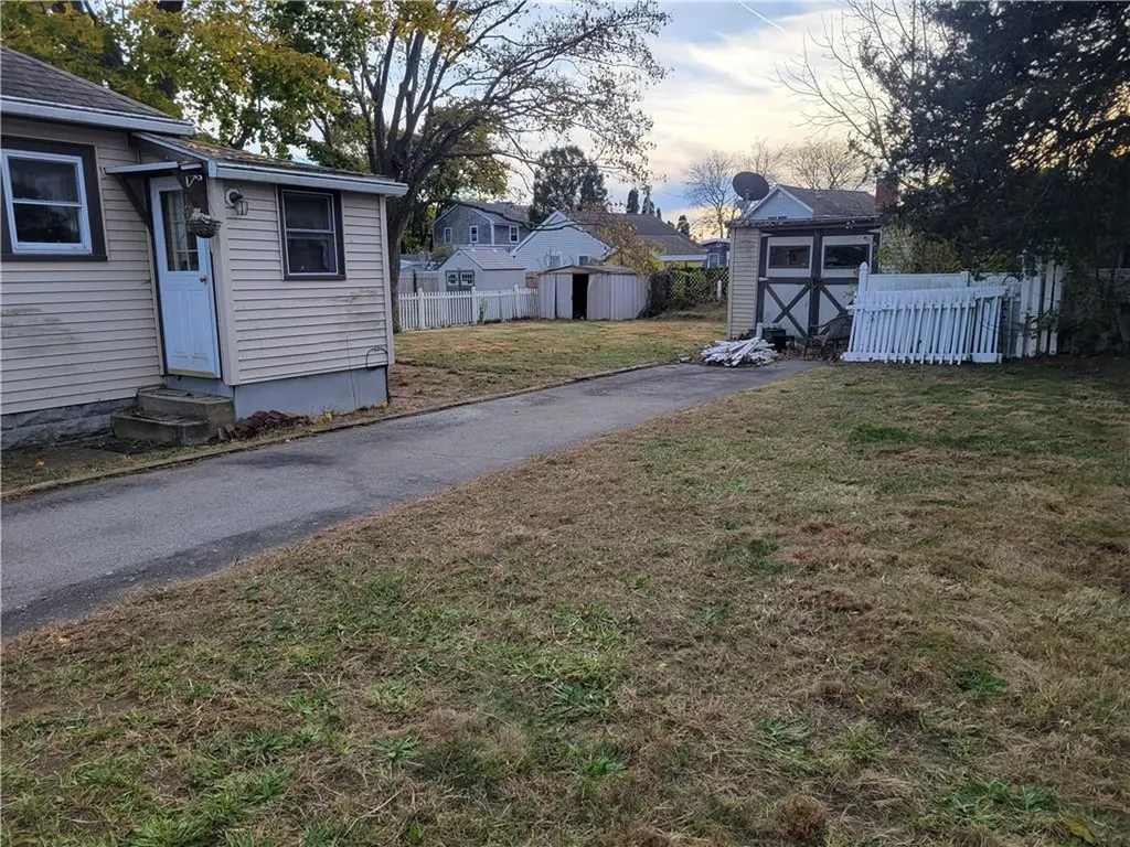 36 Cedar Avenue Portsmouth RI 02871