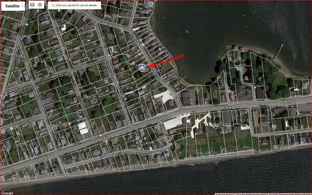 36 Cedar Avenue Portsmouth RI 02871