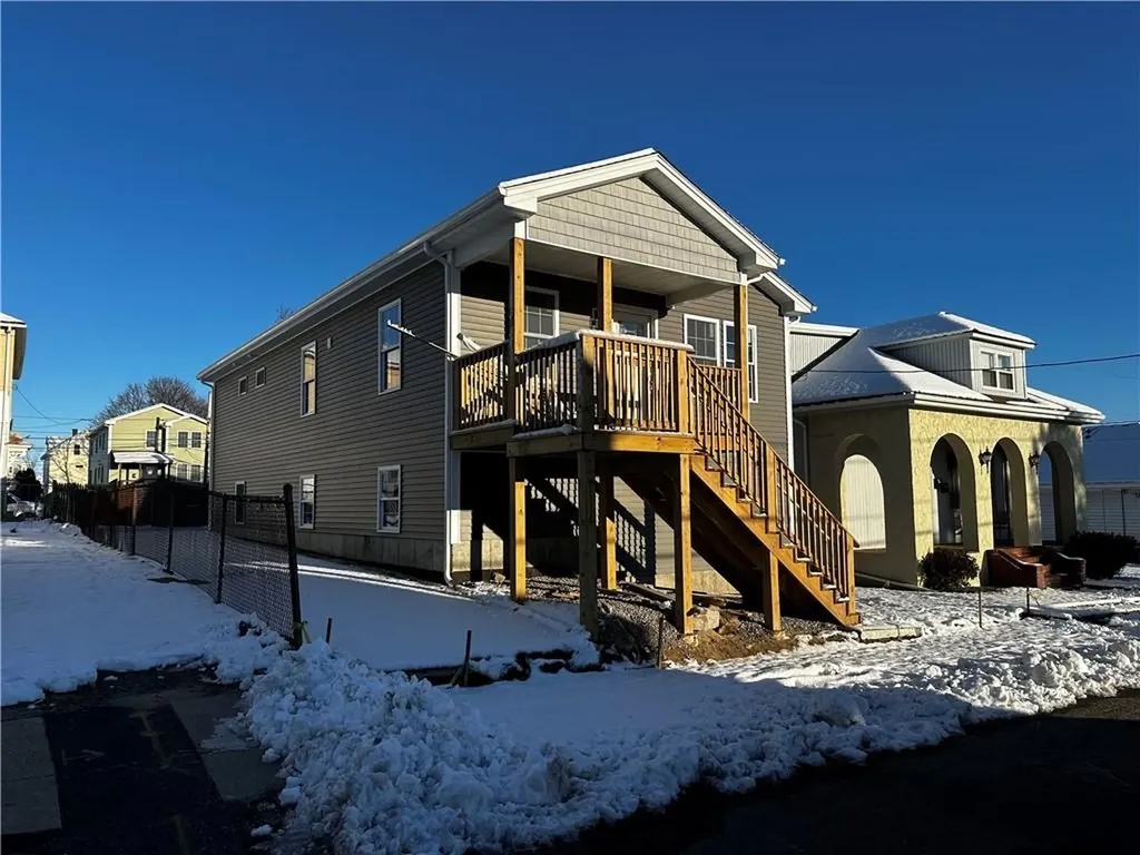 72 Touro Street Providence RI 02904