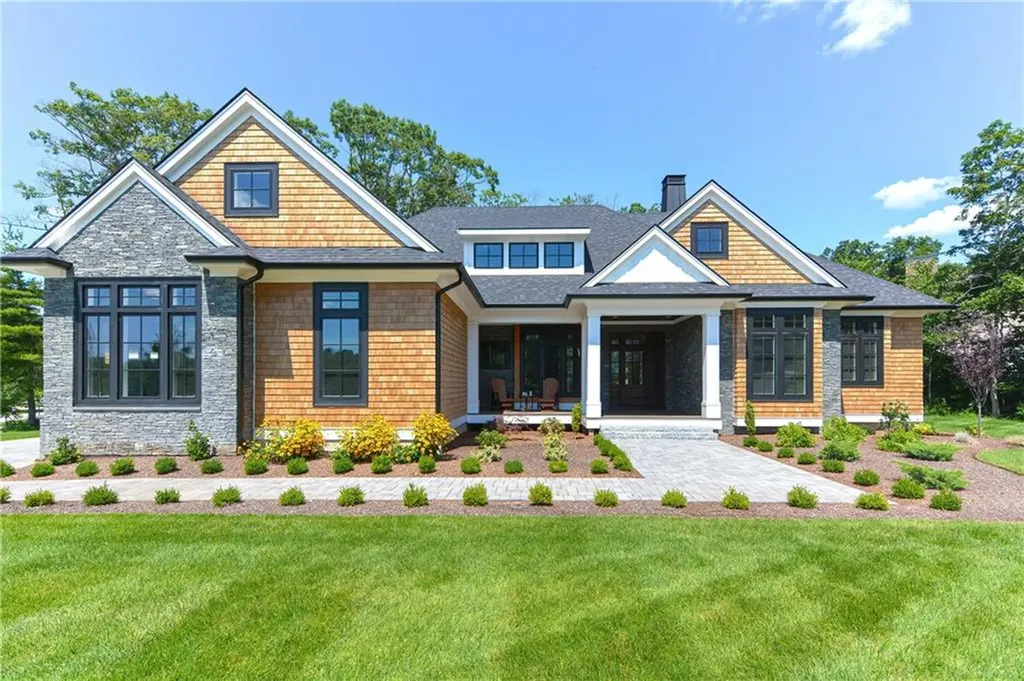 2 Wedge Way Rehoboth MA 02769