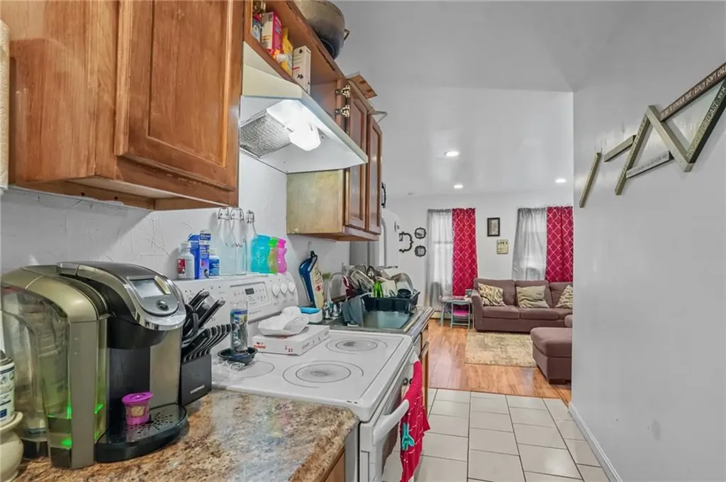 344 Willard Avenue Providence RI 02907