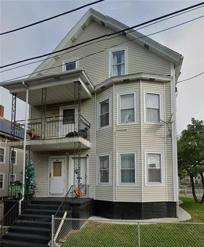 30 32 Allen Avenue Pawtucket RI 02860