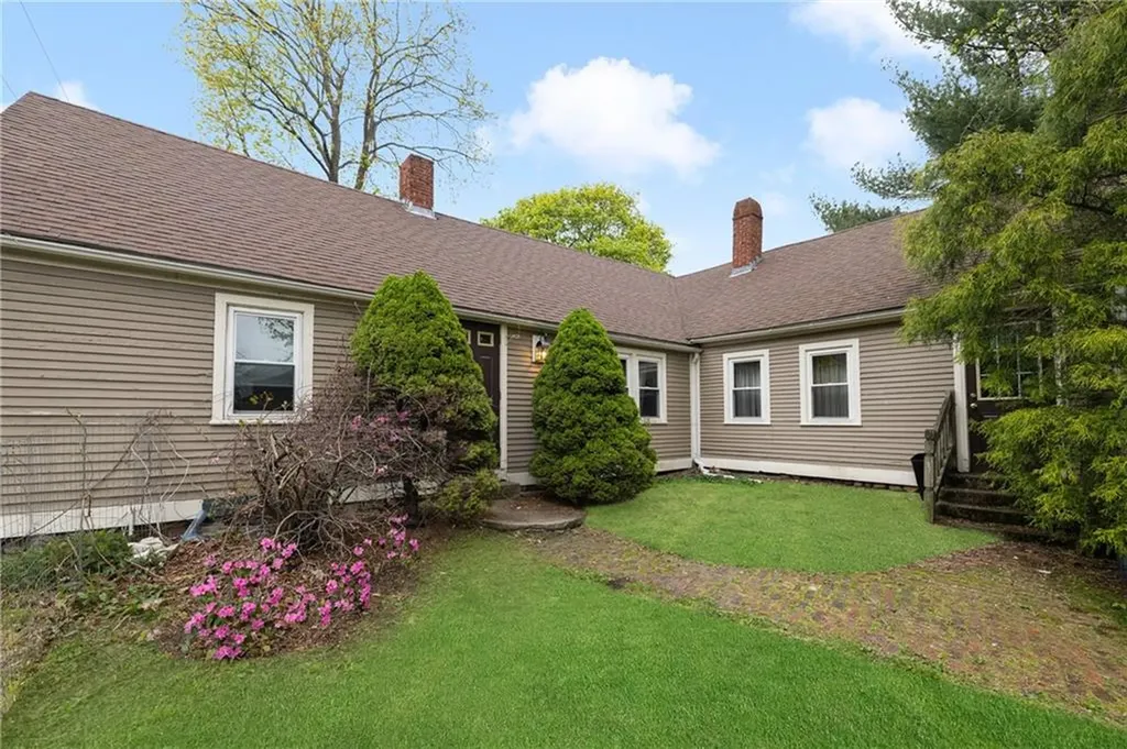 1707 Diamond Hill Road Cumberland RI 02864