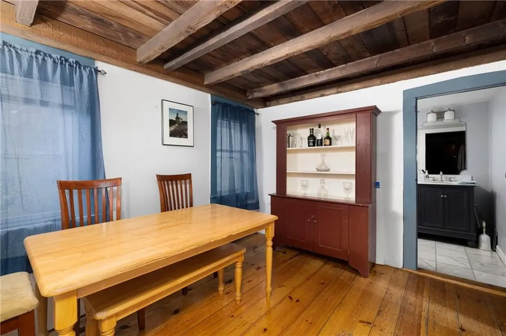 1707 Diamond Hill Road Cumberland RI 02864