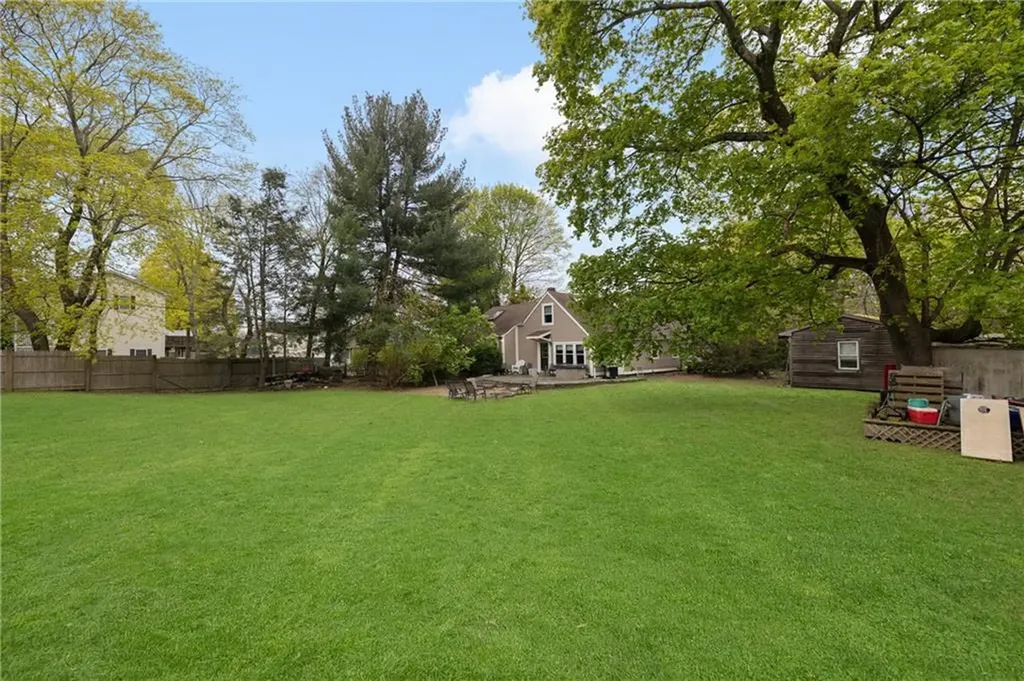 1707 Diamond Hill Road Cumberland RI 02864