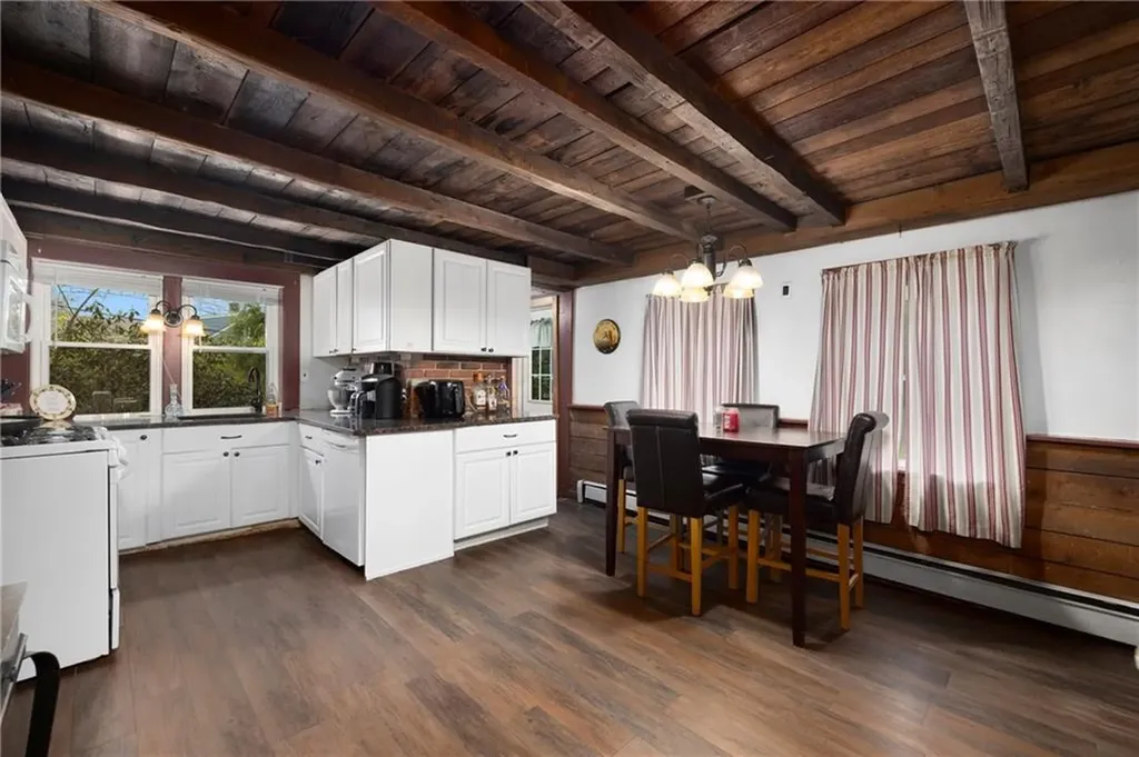 1707 Diamond Hill Road Cumberland RI 02864