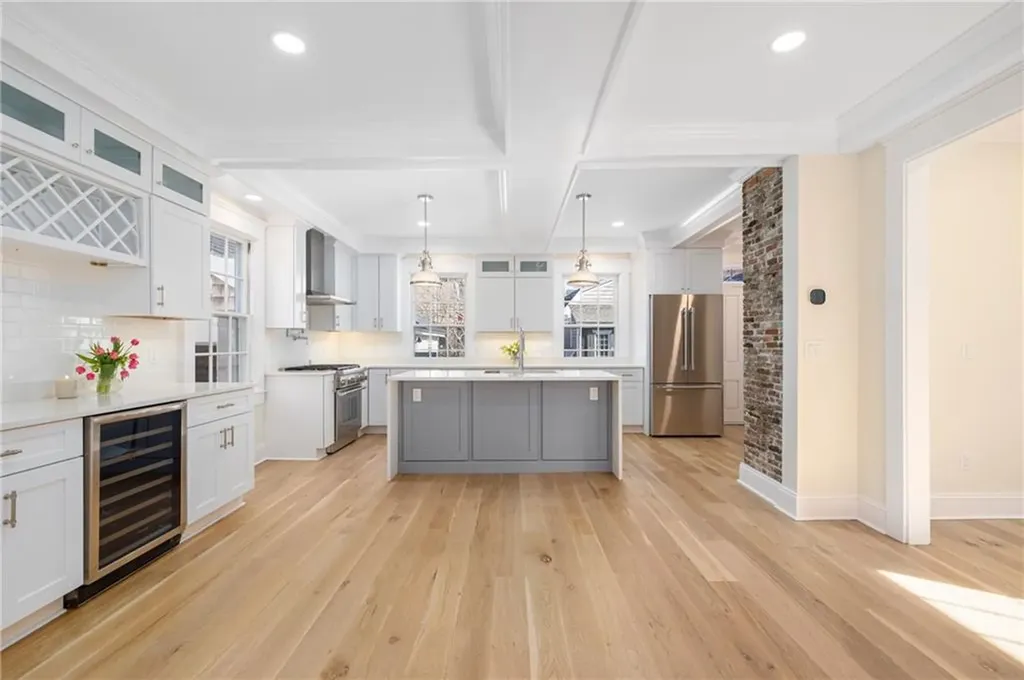 28 Sherman Street Newport RI 02840