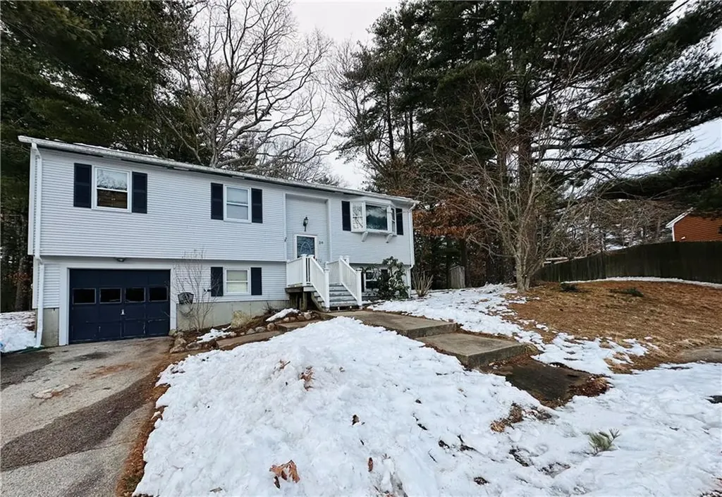 26 Black Walnut Drive Coventry RI 02816