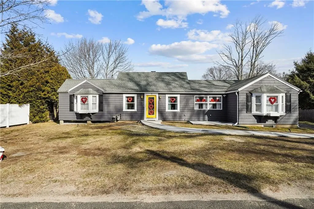 495 Wilbur Avenue Cranston RI 02921