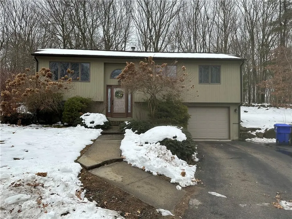 10 Fox Run Drive West Warwick RI 02893