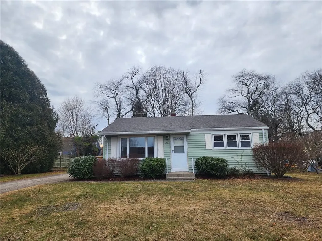 21 Nutmeg Drive Westerly RI 02891