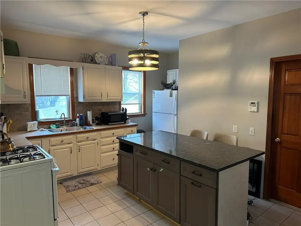 3 George Street Westerly RI 02891