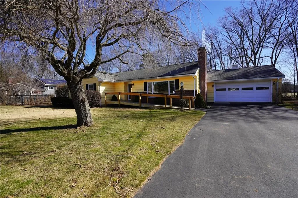 14 Newell Lane Attleboro MA 02703