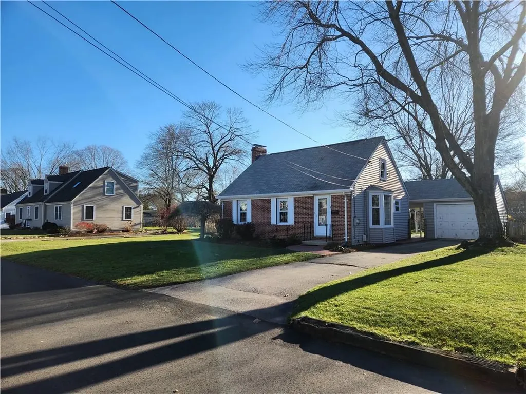 140 Myrtle Avenue Warwick RI 02886