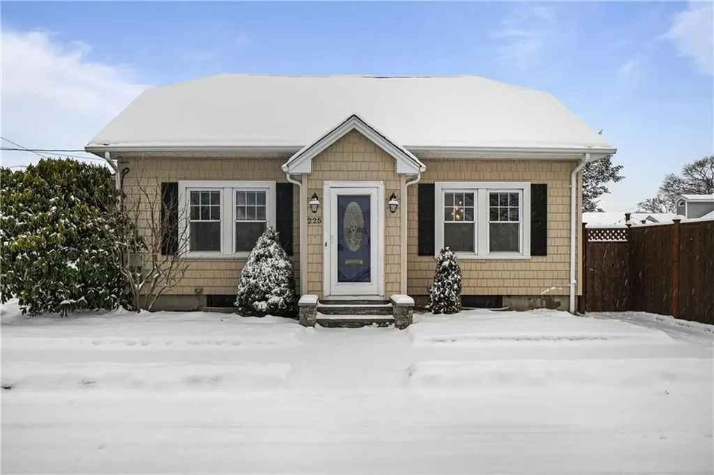 225 Spring Street Cranston RI 02910