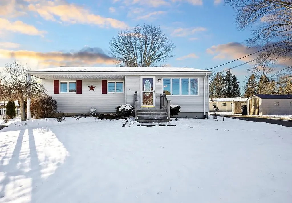 59 Montcalm Road Warwick RI 02889