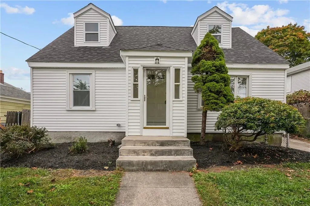 163 Magnolia Street Cranston RI 02910
