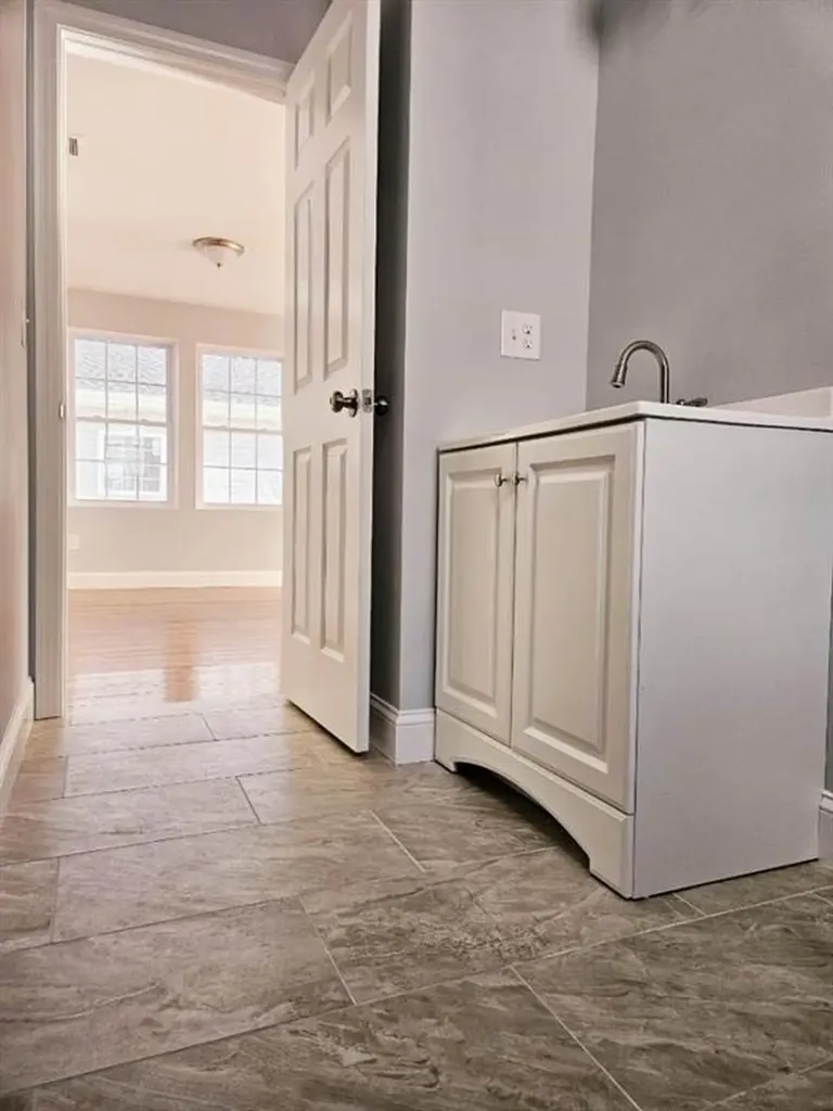 33 Ford Street Providence RI 02907