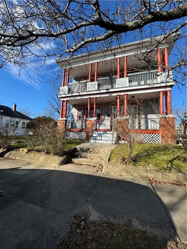 15 Fairfield Avenue Providence RI 02909