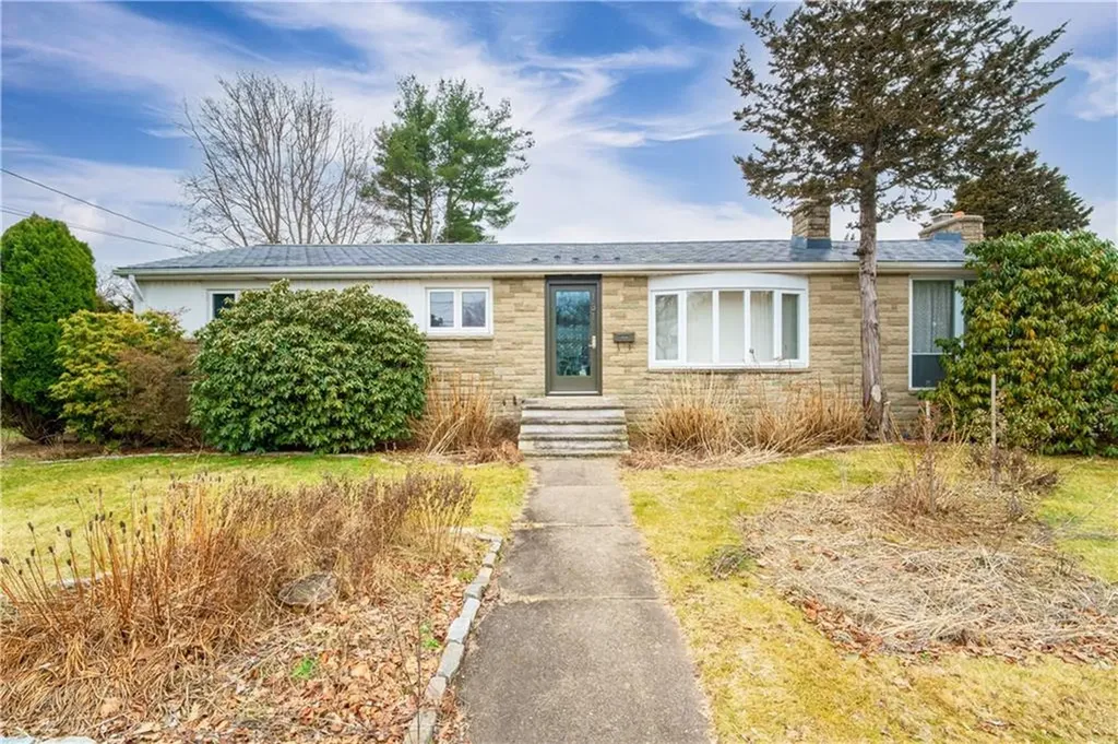 131 Stony Acre Drive Cranston RI 02920