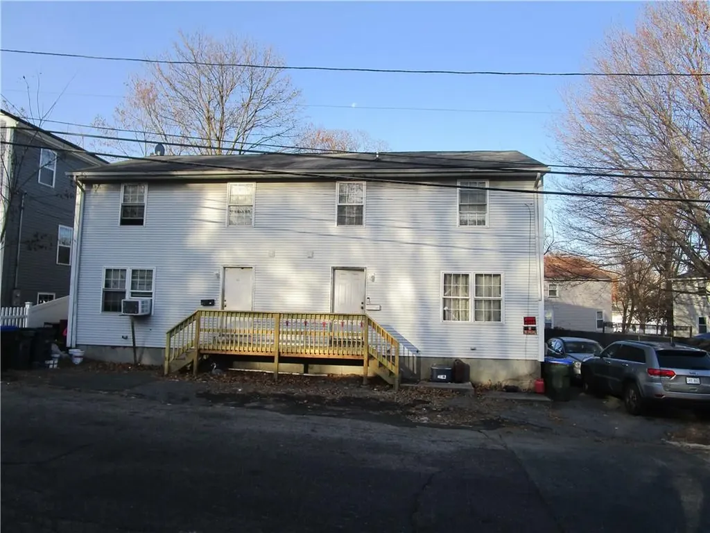 62 Luna Street Providence RI 02904