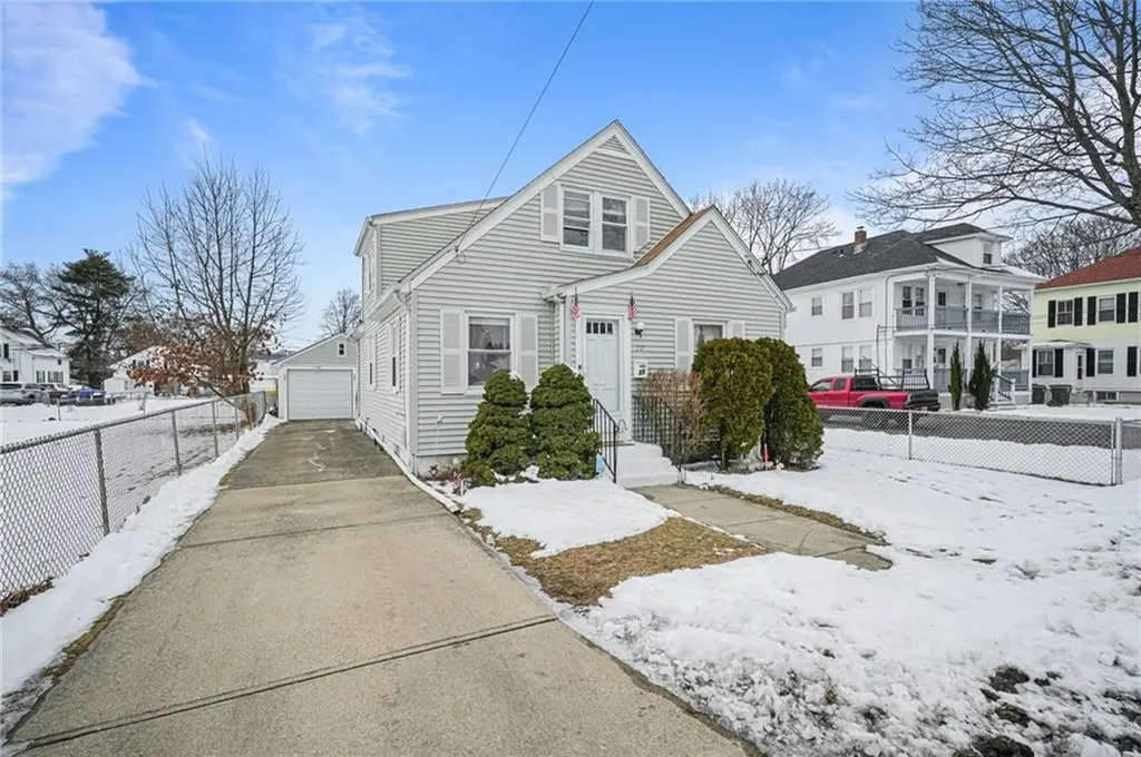 20 Garfield Street North Providence RI 02904