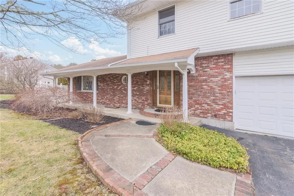 1 Laurel Avenue Westerly RI 02891