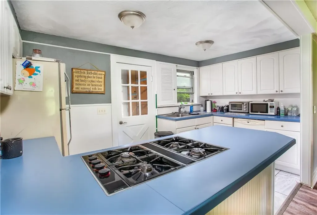 57 Orchard Avenue Warwick RI 02886