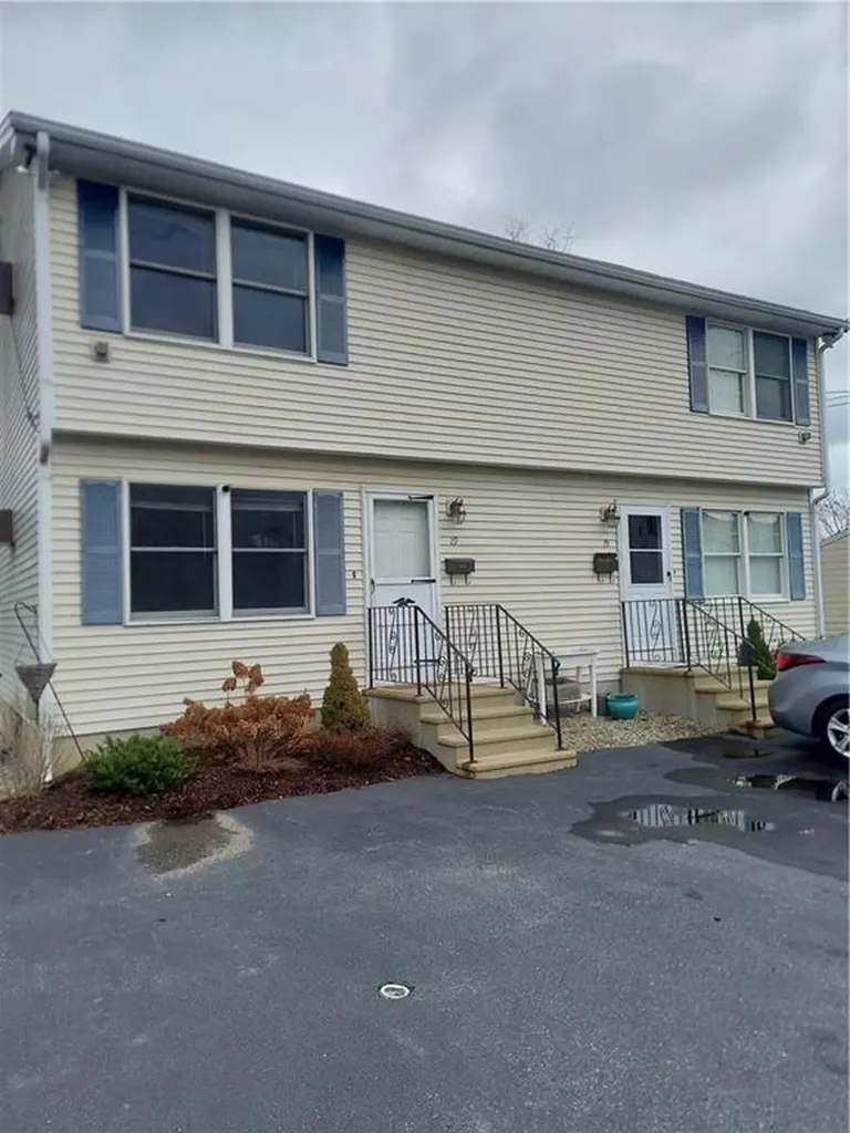 19 Berclay Street Johnston RI 02919