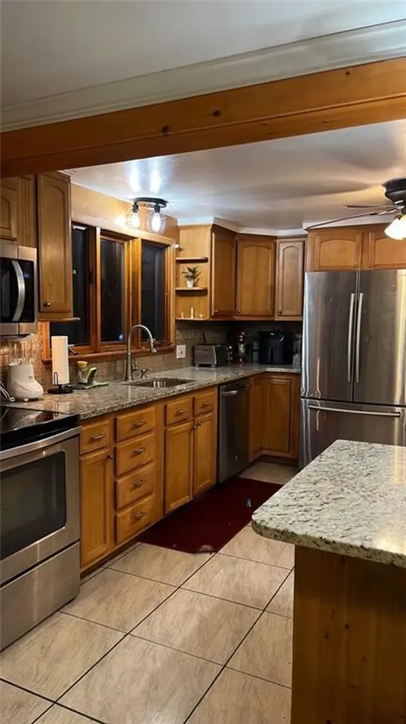 15 Brookdale Drive West Warwick RI 02893