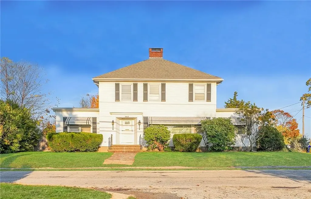 505 Woodward Road North Providence RI 02904